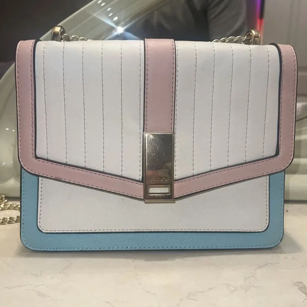 Aldo Chic Multicolor Chain Strap Crossbody GUC